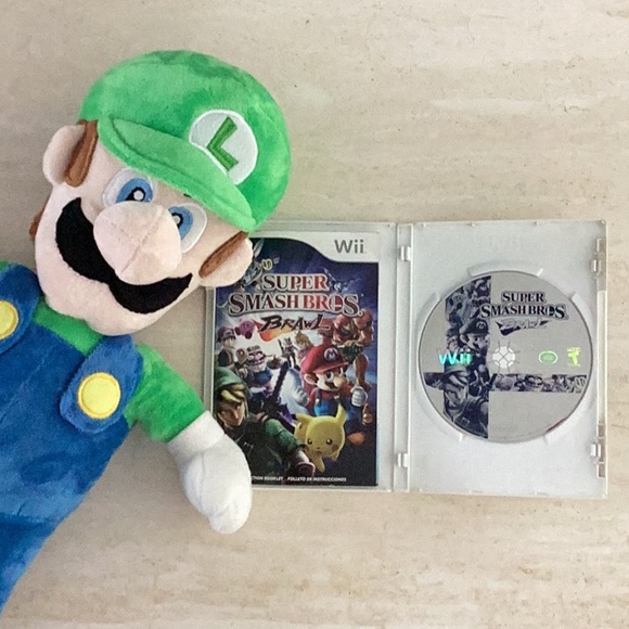 Super Smash Bros Brawl Nintendo Wii Game & Luigi Plush Plushie Lot Of 2 - Picture 3 of 11